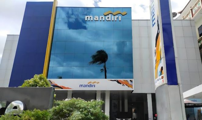 					Kantor Cabang Bank Mandiri Kota Parepare. (Foto: Berita.News/ Wahyu)