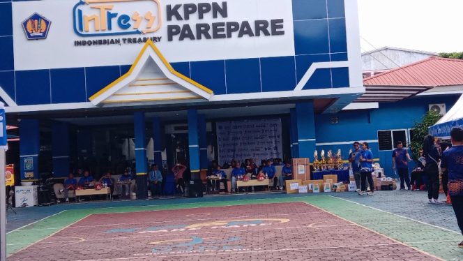 					Kemenkeu Satu Parepare Gelar Jalan Sehat dan Dukung UMKM di Peringatan HORI ke-79
