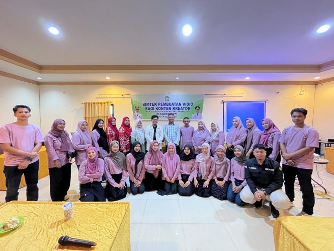 					Pelatihan jadi Konten Kreator Pemuda Desa Lonjoboko dan Belabori, Kecamatan Parangloe, Kabupaten Gowa (dok)