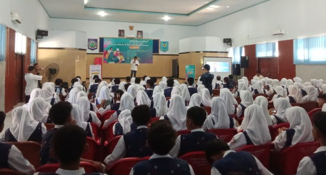 					Indosat Tingkatkan Literasi Media untuk Siswa SMAN 4 Kota Bima