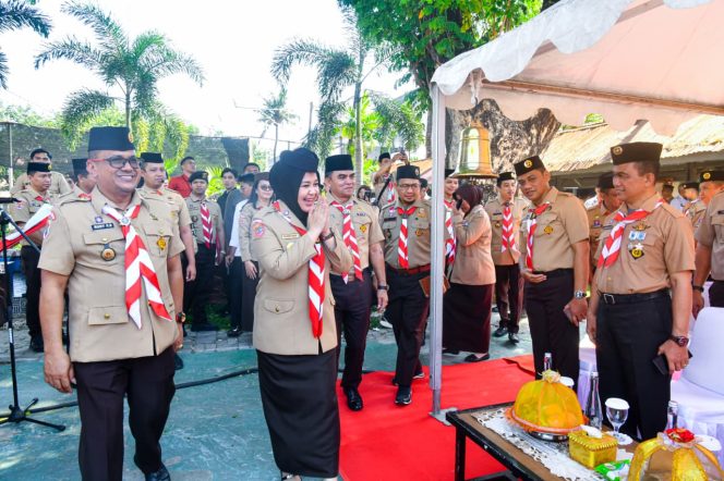 					Wagub Fatmawati Rusdi saat membuka Perkemahan Pramuka se-Sulsel (dok)