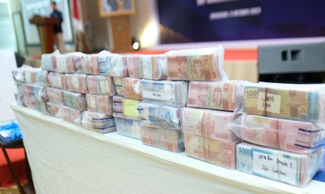 					Barang Bukti Uang Palsu yang beredar di Sulsel selama 7 Tahun Terakhir sebanyak 23 Ribu Lembar lebih (dok) 