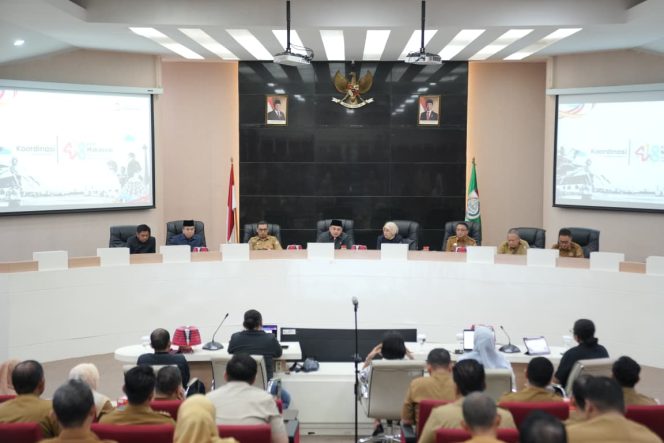 					Wali Kota dan Wakil Wali Kota Munafri Arifuddin - Aliyah Mustika Ilham saat memimpin Rakor Pemantapan HUT Kota Makassar ke 418 (dok)