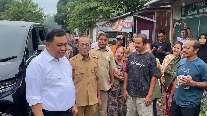 					Bupati Turun Langsung Pantau Ruas Jalan Bontoloe