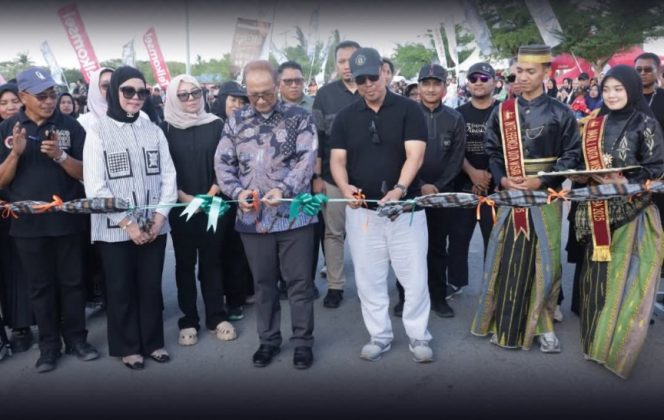 					DPRD Bulukumba Hadiri Karnaval Budaya dan Pameran UMKM Festival Pinisi XV 2025
