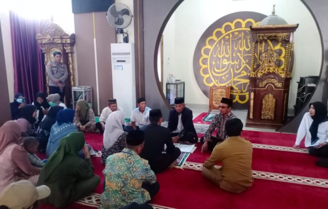 					Proses Ijab Kabul Tersangka Kasus Pembuangan Bayi di Polres Sinjai.