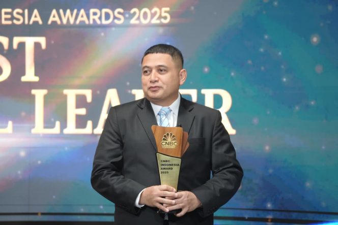 					Munafri Dinobatkan Kepala Daerah Terbaik 2025 di CNBC Award 