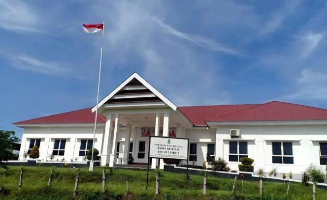 					Kantor BKAD Sinjai di Jl. Tanassang, Kelurahan Alehanuae, Kecamatan Sinjai Utara. (Foto: Istimewa)