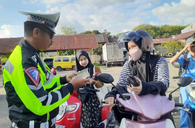 					Personel Satlantas Polres Parepare Gelar Operasi. (Foto: Berita.News/ Wahyu)