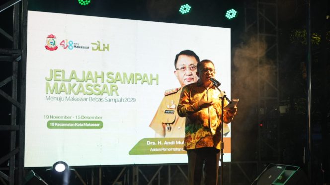 					Asisten I Bidang Pemerintahan dan Kesejahteraan Rakyat Andi Muhammad Yasir saat membuka Program Jelajah Sampah Makassar 2025 (dok) 
