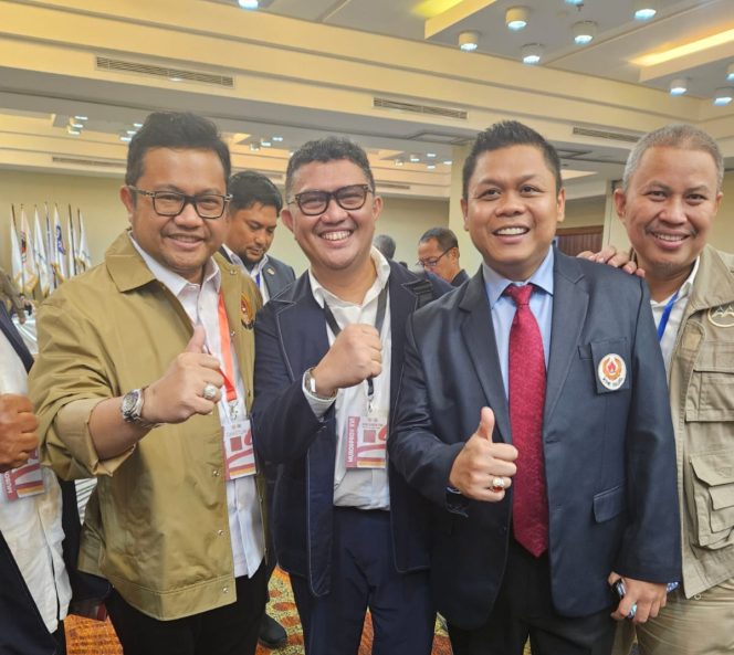 					Ketua PBSI Sulsel yang juga Ketua Tim Pemenangan Darmawangsyah Muin di Musyawarah Provinsi Komite Olahraga Nasional Indonesia (KONI) Sulsel (dok)