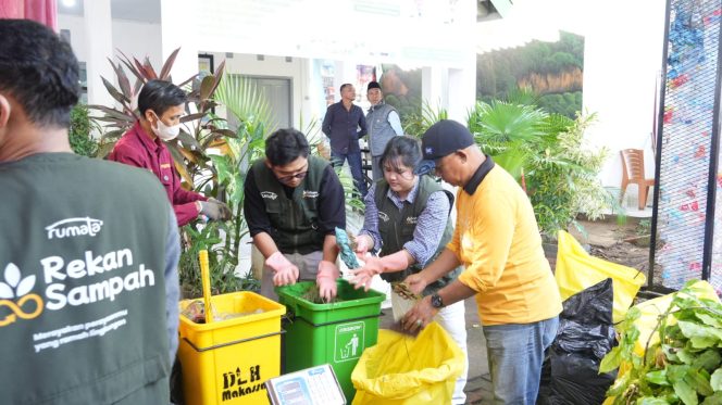 					Aksi Bersih DLH Makassar di Tamalate Kumpulkan Ratusan Kilogram Sampah Organik