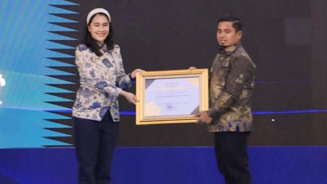 					Parepare Raih Penghargaan Nasional Pendataan Keluarga Tercepat dari BKKBN