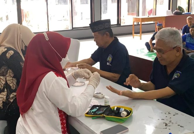 					Lapas Makassar Gelar Posyandu Lansia Perdana bagi Warga Binaan