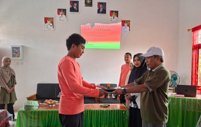 					Ketua Komite SDN 235 Tarangkeke Diganti, Nurzaman Razaq Terpilih Secara Aklamasi