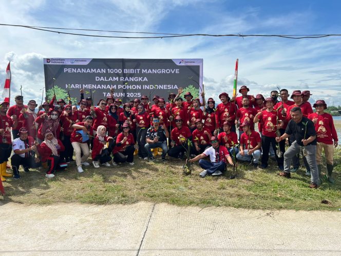 					Pertamina Patra Niaga Sulawesi Tanam 1.000 Mangrove di Pesisir Kota Kendari
