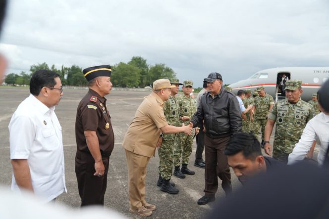 					Wali Kota Munafri Sambut Menhan RI Kunker di Makassar
