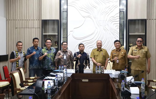 					Parepare Pelajari Program Pendidikan dan Pendataan Warga Surabaya
