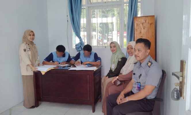 					Rutan Sinjai Fasilitasi Ujian Sekolah bagi Dua Warga Binaan yang Masih Aktif sebagai Siswa SMA