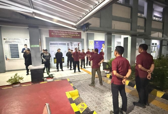 					Lapas Palopo Gelar Razia Besar Jelang Nataru, Sejumlah Barang Terlarang Disita