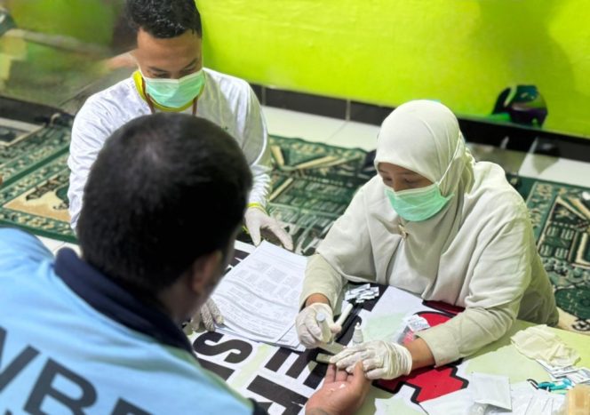 					Skrining HIV/AIDS WBP Rutan Sinjai Dalam Rangka Memperingati Hari AIDS Sedunia. (Foto: Istimewa)