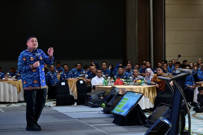 					Refleksi Akhir Tahun, Munafri Wajibkan OPD Respons Aduan 2×24 Jam dan Perkuat Kerja Lintas Sektor