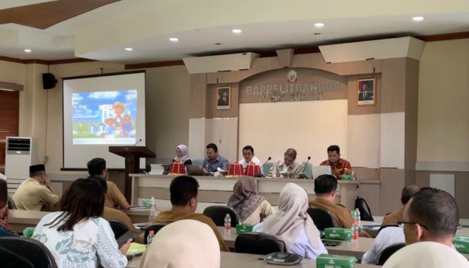 					Rakor Fasilitasi Pembentukan dan Monev Mini Distribution Center (MDC) di Kantor Bappelitbangda Pemprov Sulsel (dok)