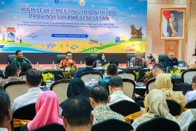 					High-Level Meeting (HLM) Bank Indonesia Sulsel bersama Tim Pengendalian Inflasi Daerah (TPID) se-Sulawesi Selatan (Sulsel) dan Tim Percepatan dan Perluasan Digitalisasi Daerah (TP2DD) dengan tema “Upaya Pengendalian Inflasi jelang Momen HBKN Natal dan Tahun Baru (Nataru) (dok).