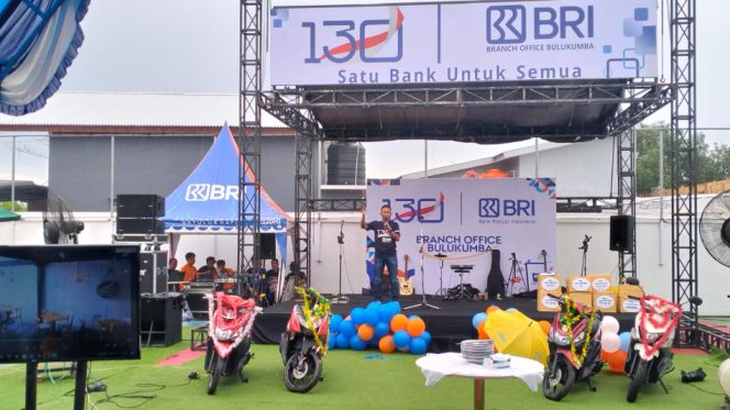 					Kasat Reskrim Polres Bulukumba, Iptu Muhammad Ali Paparkan Modus Penipuan Online Dihadapann Pelaku UMKM dan Agen BRILink. (Foto: Istimewa)