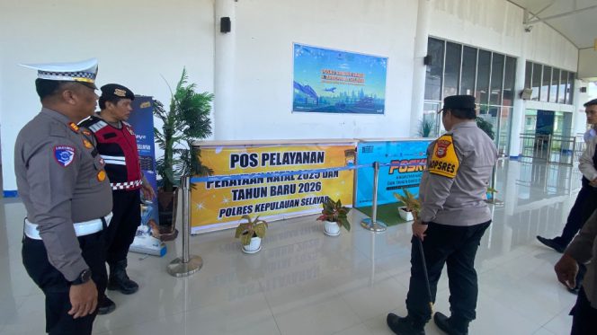 					Kapolres Selayar AKBP Didid Imawan Sidak Pos Ops Lilin 2025. (Foto: Istimewa)