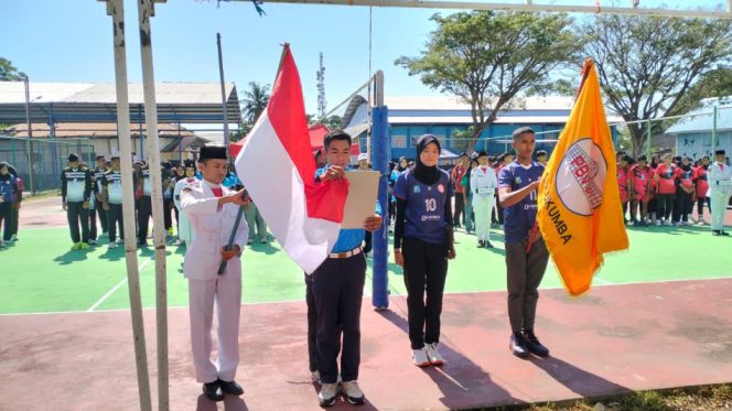 					Pembukaan Babak Kualifikasi Porprov) Sulsel XVIII tahun 2025 Cabor Bola Voli Indoor Wilayah IV di Bulukumba. (Foto: Istimewa)