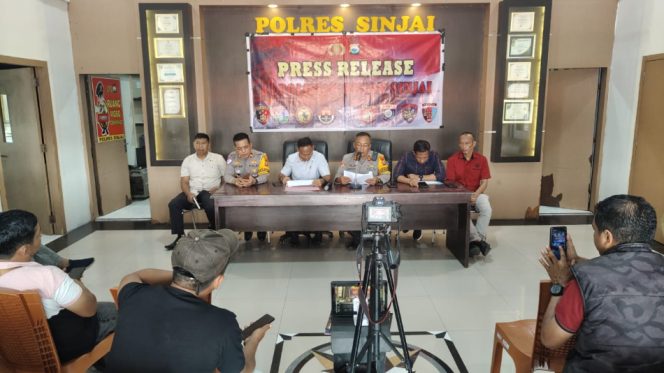 					Press Release Akhir Tahun 2025 Polres Sinjai. (Foto: Istimewa)