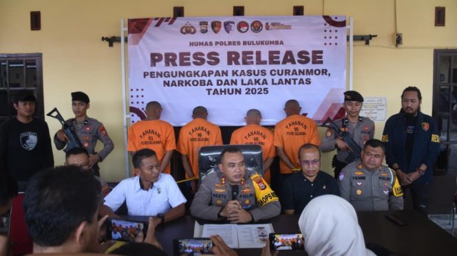 					Press Release Capaian Kinerja Polres Bulukumba Tahun 2025. (Foto: Istimewa)