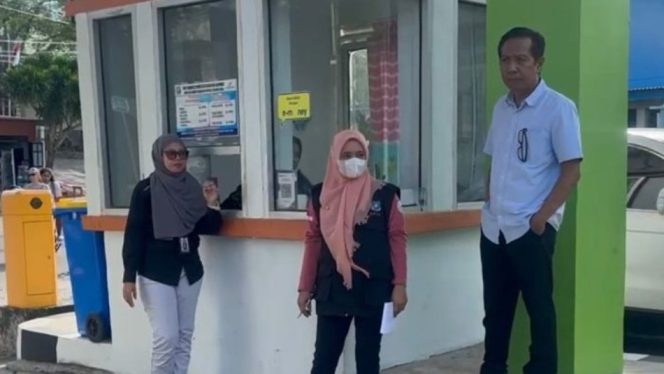 					Wakil Ketua DPRD Bulukumba, Syahruni Haris Pantau Portal Wisata Tanjung BIra. (Foto: Istimewa)