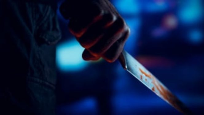 					Ilustrasi Penganiayaan Menggunakan Senjata Tajam. (Foto: istockphoto)