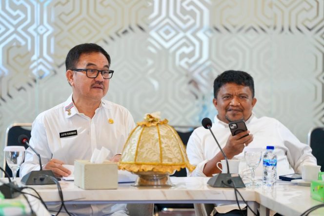 					Sekda Sulsel Jufri Rahman (dok)