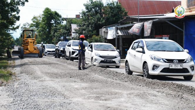 					Pekerjaan Preservasi Jalan Paket IV Pemprov Sulsel (dok.)
