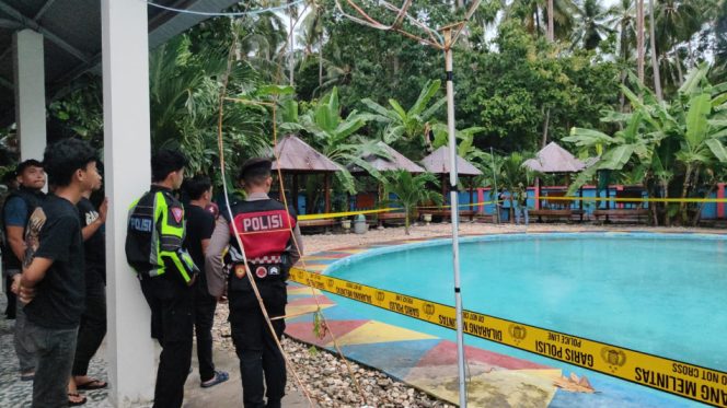 					Polisi Mendatangi Wahana Wisata Halona Waterboom, Desa Barugaia, Kecamatan Bontomanai, Kabupaten Kepulauan Selayar. (Foto: Ist)
