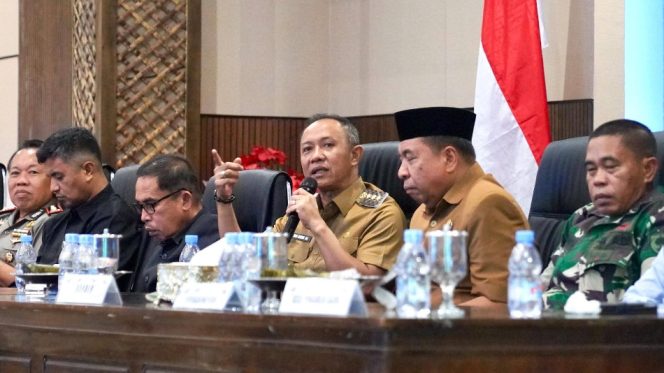 					Pemkab Selayar Rakor Kerja Sama dengan PT Charoen Pokphand Indonesia, PT Bisi Internasional, serta Perbankan Nasional dan Daerah. (Foto: Ist/ Humas)