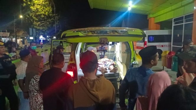 					Salah Satu Korban Dikabarkan Akan Dirujuk ke RS Makassar. (Foto: Ist)