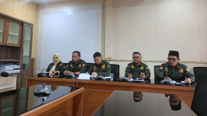 					Rapat internal Badan Kehormatan DPRD Jeneponto. (Foto: Berita.News/ Akbar Razak)