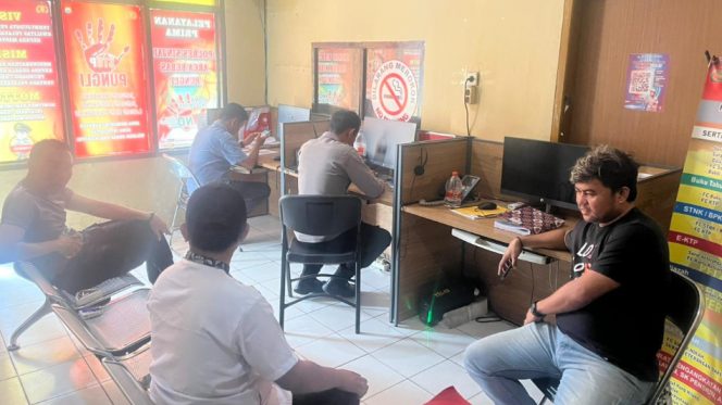 					Terduga Pelaku W Saat Diinterogasi Awal Pihak Kepolisian. (Foto: Ist)