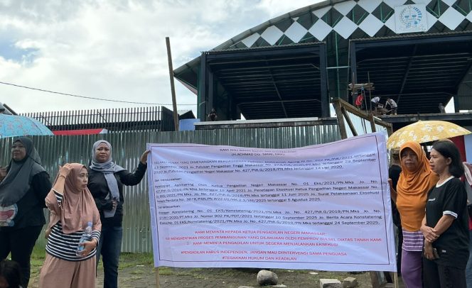 					Ahli Waris Batjo Bin Djumaleng tuntut Pemprov Sulsel hentikan pembangun di lahan depan Mall NIPA Jalan Urip Sumoharjo (dok)