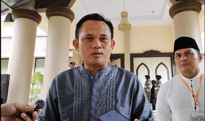 					Direktur Jenderal Otonomi Daerah (Dirjen Otda) Kementerian Dalam Negeri (Kemendagri) Dr. Cheka Virgouwansyah, S.STP., M.E,. usai bawakan materi di Ramadan Leadership Camp Pemprov Sulsel di Asrama Haji Sudiang (dok)