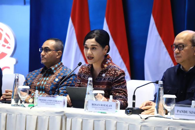 					Ketua Dewan Komisioner OJK, Friderica Widyasari Dewi (dok.)