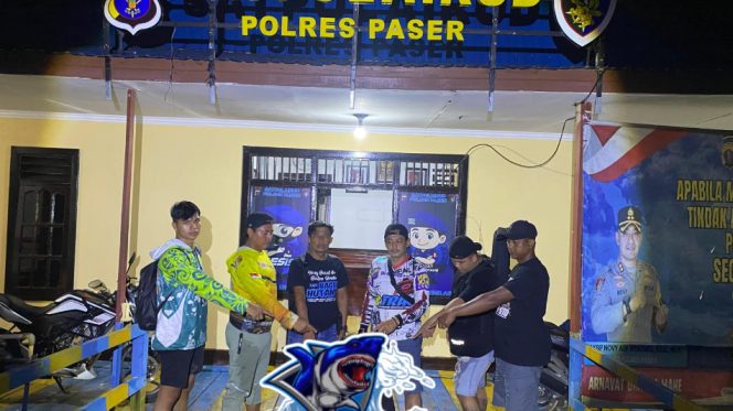 					Pelaku Penyalahgunaan Narkoba Diamankan di Posko Satpolair Polre Paser. (Foto: Ist)