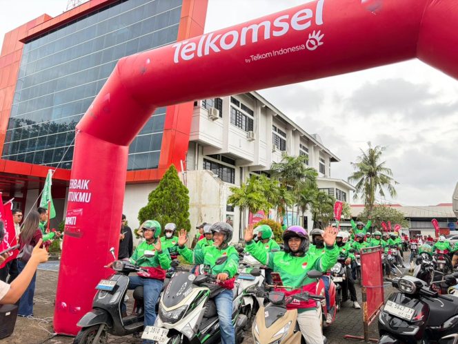 					Launching Partnership Telkomsel dan Grab bersama 2.200 Mitra Driver di Sulawesi (dok.)