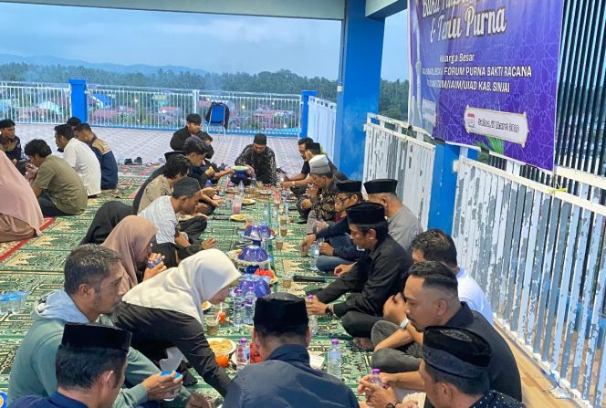 					Buka Puasa Bersama dan Temu Purna Racana STAIM/ IAIM/ UIAD Sinjai. [Foto: Berita.News]