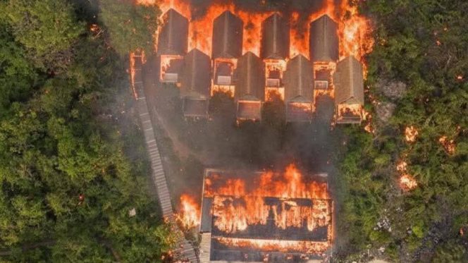 					Hotel Paduppa Resort Alami Kebakaran Hebat. [Foto: Ist/ Net]