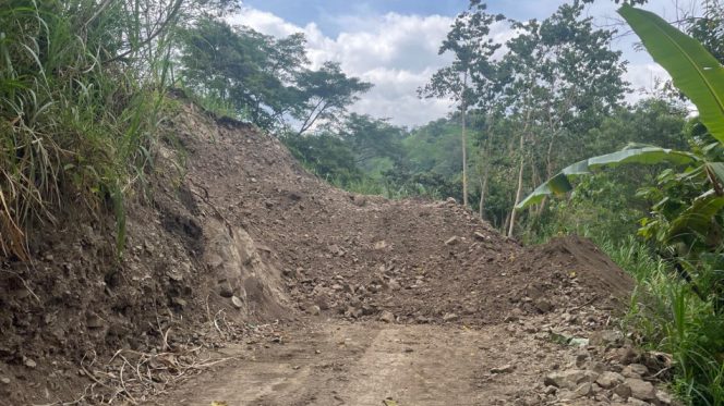 					Lokasi Galian Dugaan Tambang Ilegal di Kecamatan Bulupoddo, Kabupaten Sinjai. [Foto: Ist]